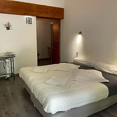 Domaine Les Cascades 3*