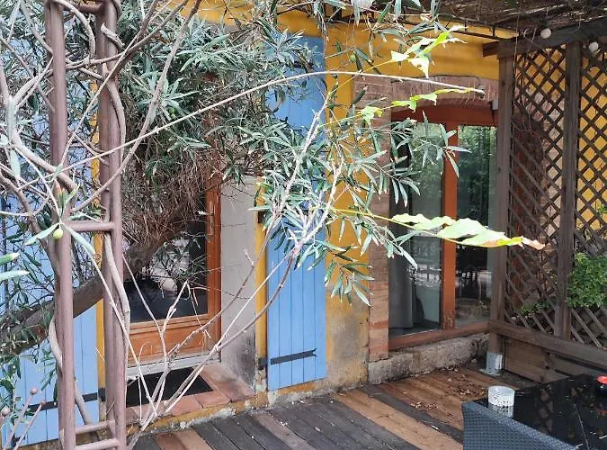 Domaine Les Cascades Bed & Breakfast